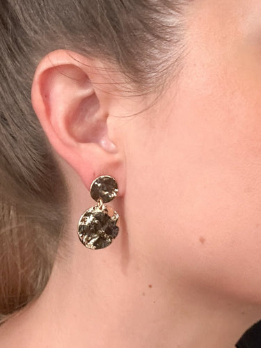 Hammered Gold Disc Drop Earrings - STILOSA