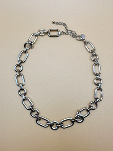 Silver Oval Link Chain Necklace - STILOSA