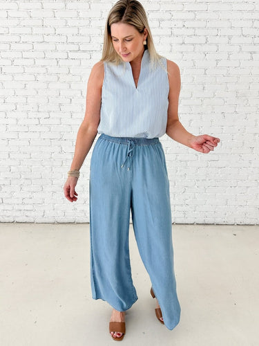 Coastal Classic Sleeveless Blouse - STILOSA