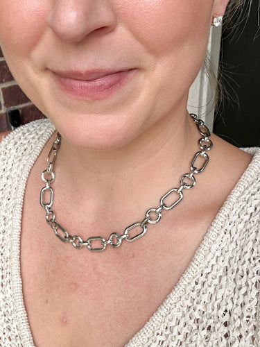 Silver Oval Link Chain Necklace - STILOSA